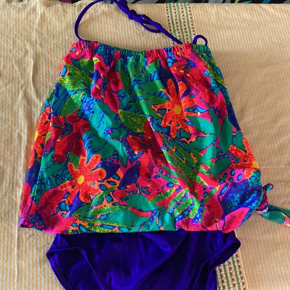 Vintage One Piece Swimsuit by E. Stewart • Size 8 - Picture 4 of 12